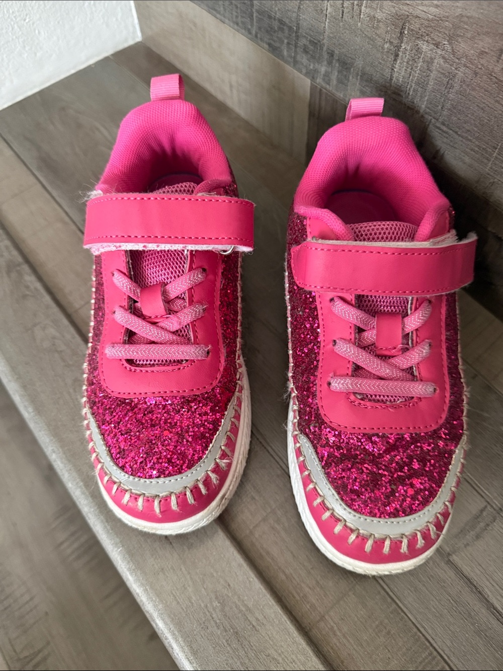 Kids Sparkle Athletic Shoes in Hot Pink